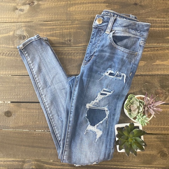 American Eagle Outfitters Denim - American Eagle Distressed Hi Rise Jeggings Sz 0